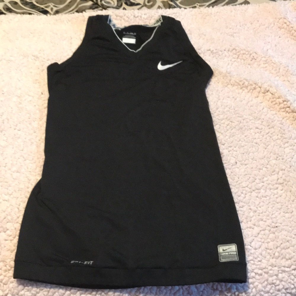 Perfect condition black Nike Pro compression sleeveless tank!